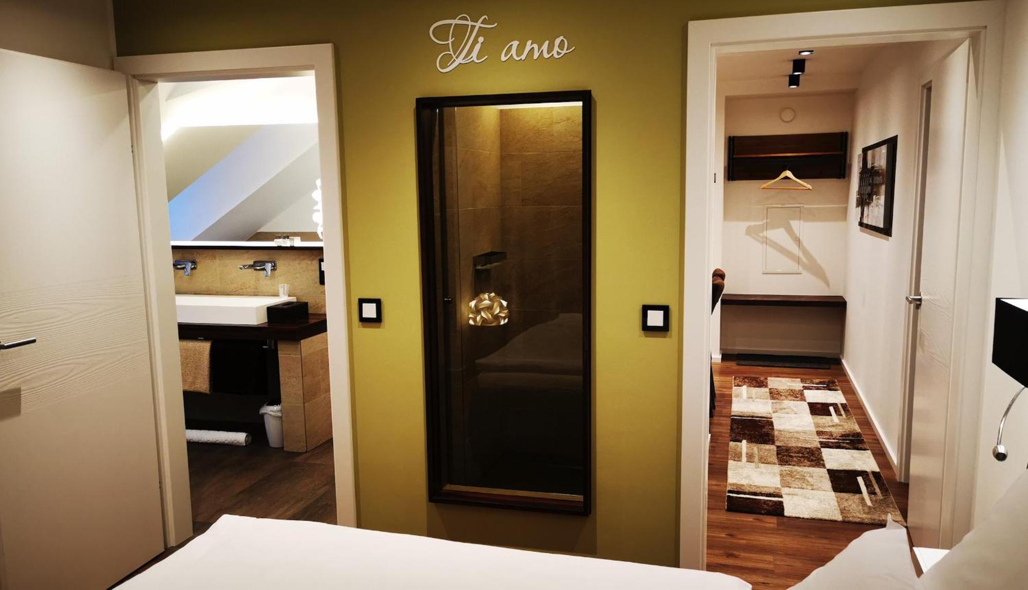 לינץ Luxor City Apartments מראה חיצוני תמונה