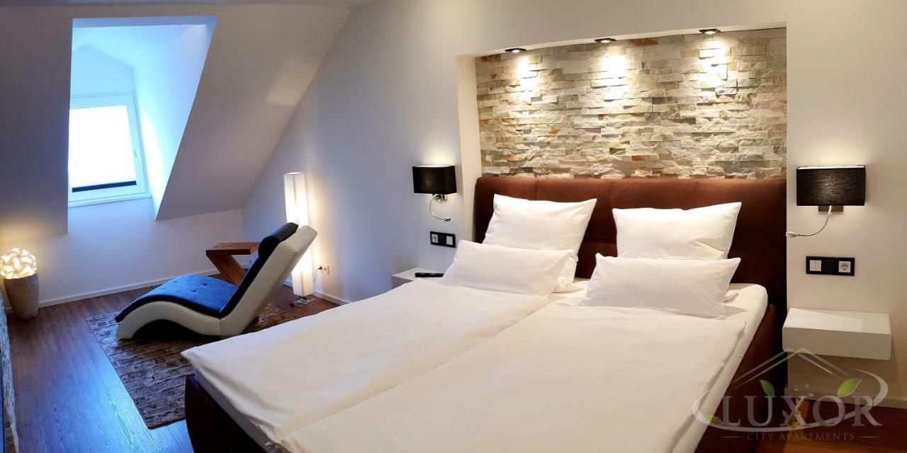 לינץ Luxor City Apartments מראה חיצוני תמונה
