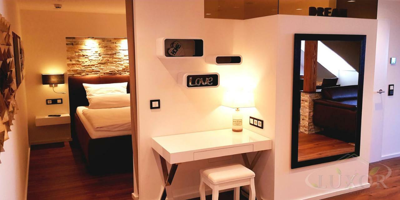 לינץ Luxor City Apartments מראה חיצוני תמונה
